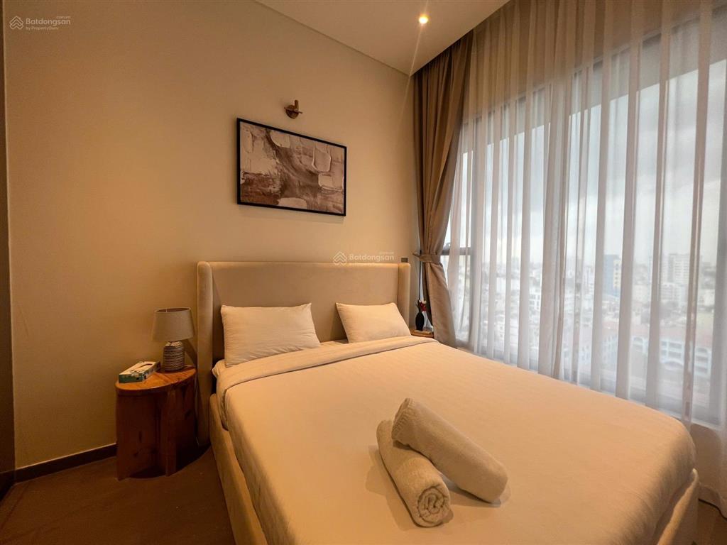 Bán căn hộ the marq 4pn  145m2, private lift, nội thất đẹp, trần cao 6m, giá 35 tỷ đã có sổ hồng