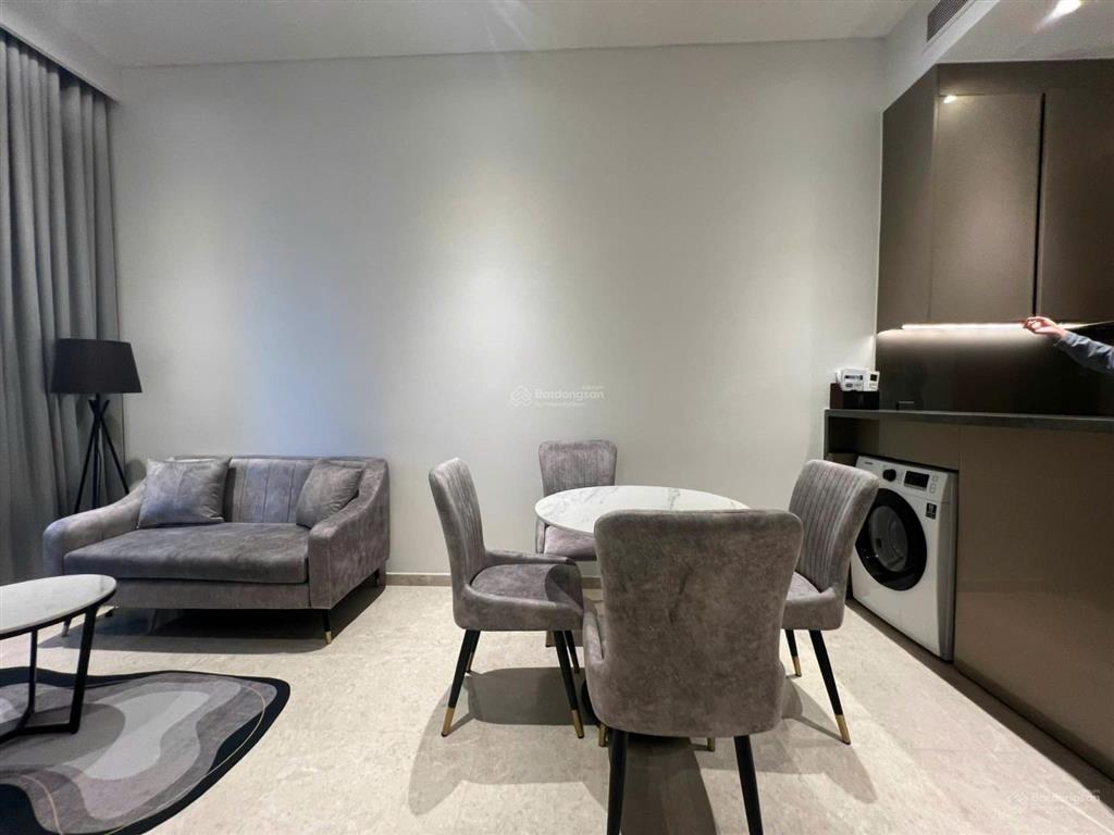 Cần bán chcc the marq 1 phòng ngủ, dt 51m2, full nt, giá 10.2 tỷ đã có sổ hồng, view lm81