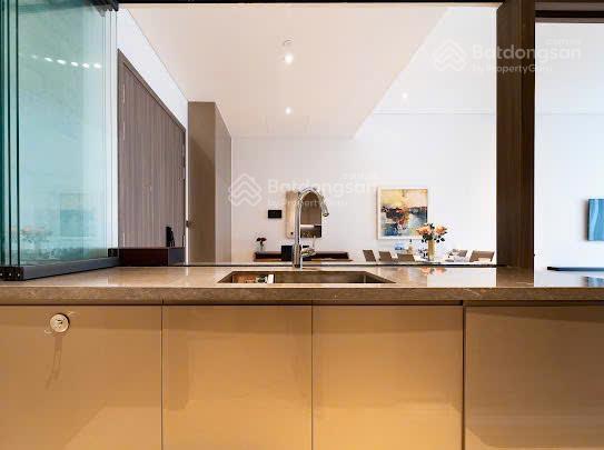 Bán căn hộ the marq 3 phòng ngủ, 110m2, full nt, giá 24.6 tỷ, suất spa. nhận nhà ngay