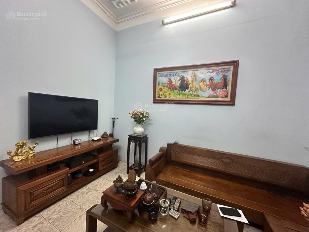 Rất gấp bán nhà trung tâm cầu giấy ngõ 5 hoàng quốc việt thông nguyễn đình hoàn 15m ra ô tô