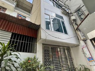 Nhà đẹp dân xây phố đỗ nhuận  ngõ trước nhà 4m  vài bước ô tô tránh  50m ra công viên hoà bình