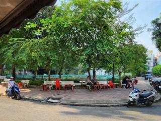 Cho thuê chdv kế đh rmit, tôn đức thắng view công viên, giá 5 triệu/th, đầy đủ nội thất, thang máy