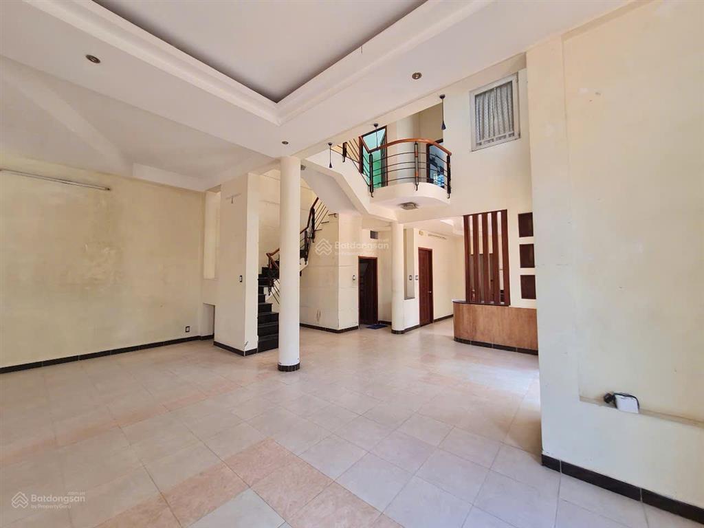 Bán biệt thự đẹp tại kdc bình hưng, 21,8 tỷ, 288m2, 4pn, 4wc, 2 tầng, hướng nam, q. bình chánh hcm