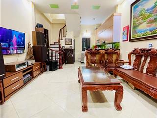 Siêu hiếm nhà riêng dân xâyđống đa 52m2 x 5 tầng5 ngủ,mặt tiền rộng 10,2 tỷ