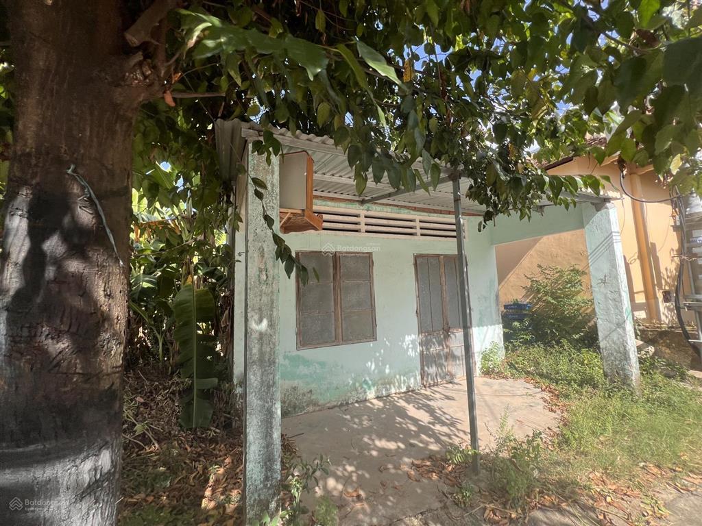 Bán đất tặng nhà nhỏ tại đường nông cống, thị trấn nam phước, duy xuyên, quảng nam, 2,4 tỷ, 185m2