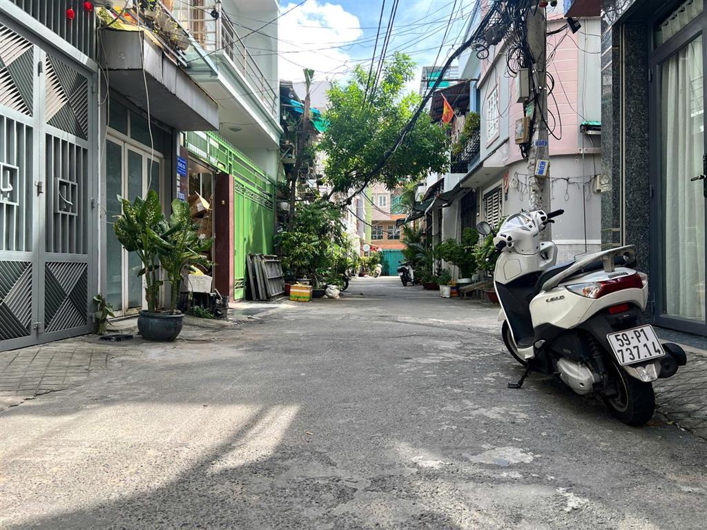 Bán nhà 5 tầng hxh nguyễn bặc  chợ phạm văn hai, p3, tb, hcm, 3.2 x 11m  cn 34.2m2, giá 7.3 tỷ tl