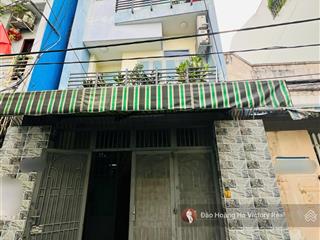 Dt 5.4 x 15m, cn 70m2, chỉ 9.8 tỷ tl có ngay nhà hxh 3 tầng tại trường chinh, p14, tb, hcm