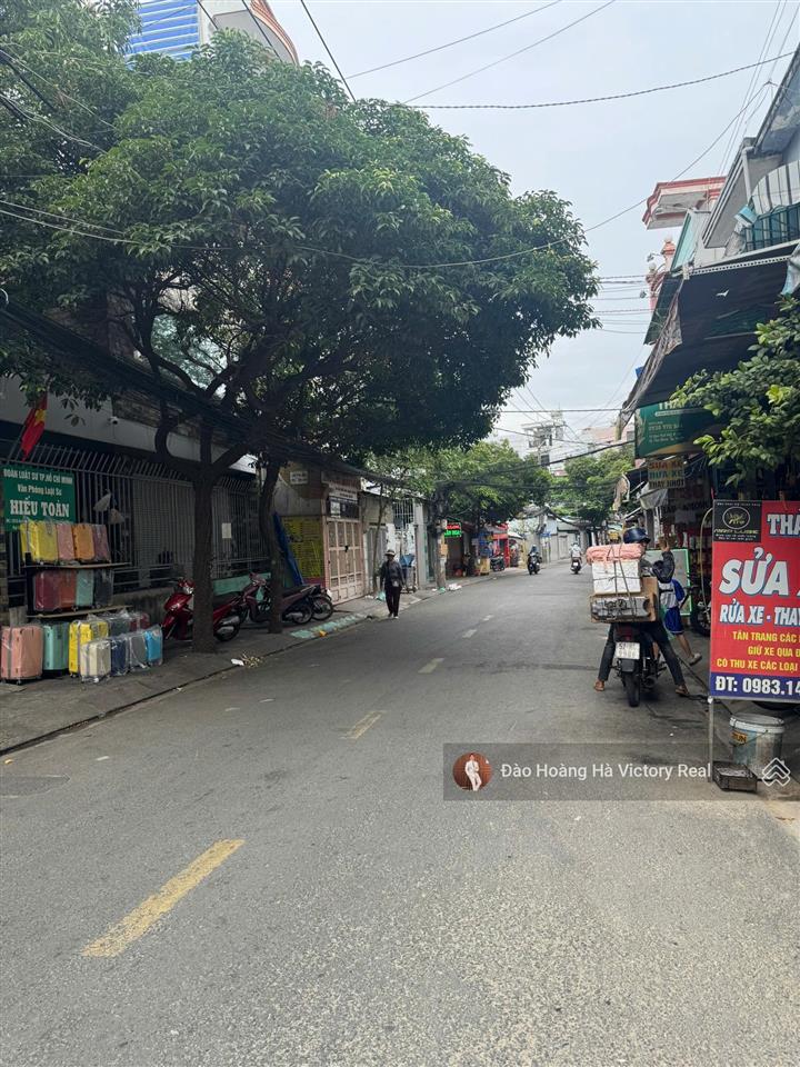 Chỉ 155tr/m2, có ngay nhà đẹp 4 tầng tại bùi thế mỹ, p10, tb, 3.7 x 13m  49m2, chỉ 7.68 tỷ bớt lộc