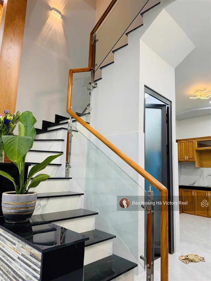 Chỉ 155tr/m2, có ngay nhà đẹp 4 tầng tại bùi thế mỹ, p10, tb, 3.7 x 13m  49m2, chỉ 7.68 tỷ bớt lộc