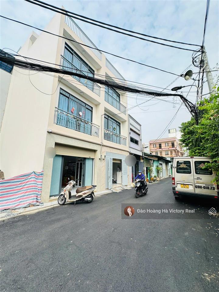 Siêu hot nhà mới hxh 7m âu cơ, p9, tb, dt 4.1 x 10m  40m2, 4 tầng (tặng kèm nội thất), 8.5 tỷ tl