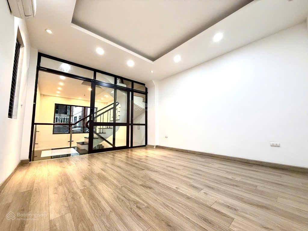 Phân lô, ô tô tránh, gần kđt hinode kim chung  di trạch, dân xây 42m2, 5 tầng, 8,x tỷ. 0867 346 ***