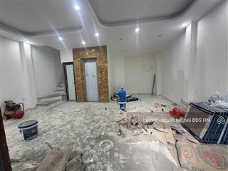 Nhà mới ngõ văn chương  đống đa, view hồ, dt rộng 46/52m2 * 5 tầng thang máy, tc nhỉnh 13 tỷ
