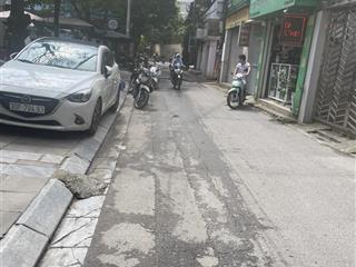 Em cần bán mảnh đất phú diễn  dt 120m2, mảnh đất tiềm năng giá 4,5 tỷ