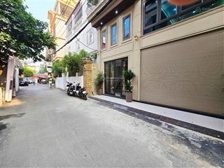 Bán nhà mỹ đình dt 44m14,2tỷô tô đỗ cửamới koongfull nội thất