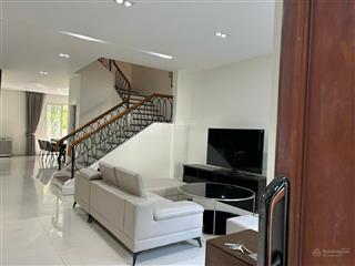 Cho thuê giá 50tr/1 tháng, biệt thự vinhomes riverside. sđt  0981 839 ***
