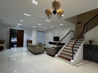 Cho thuê giá 53tr/1 tháng, biệt thự vinhomes riverside. sđt  0981 839 ***