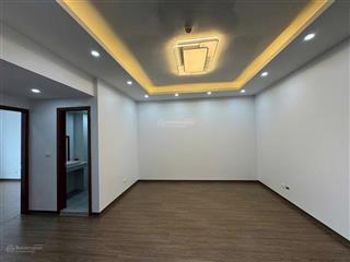 Hiếm. bán cc n06 trần quý kiên, 2n2w nhà mới sửa, sẵn sổ giao dịch ngay