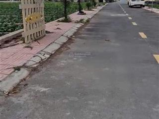 Bán đất 5 lô đất vị trí đắc địa cách bãi tắm 100m khu du lịch quất lâm, 22 triệu/m²