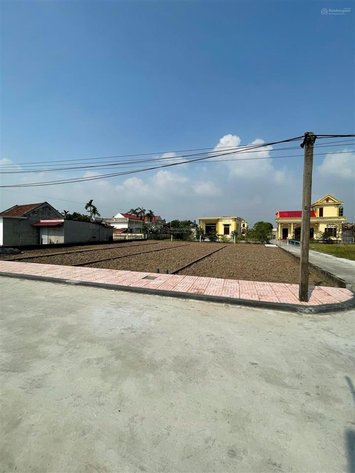 Chính chủ bán lô đất 100m2 ở tt quất lâm mặt đường 6m. rẻ nhất thị trấn full thổ  cư bao sổ