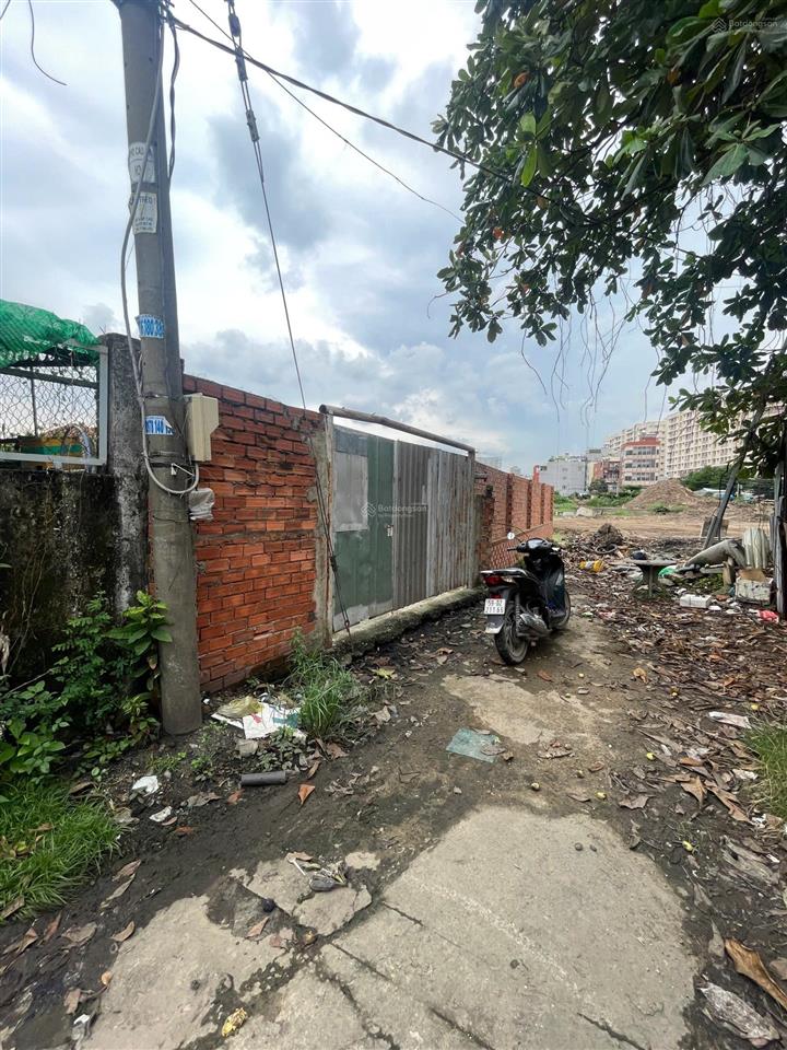 Chủ bán gấp đất góc 2 mặt tiền kênh tham lương, q12, dt  580m2 thổ cư giá 21 tỷ