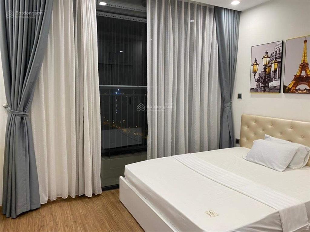 Chính chủ bán căn studio tòa g3 vinhomes green bay, giá 2,1 tỷ view hồ đẹp nhất dự án 0974 121 ***