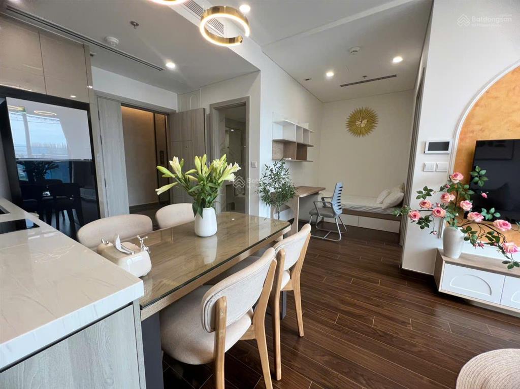 Chính chủ gửi bán 1pn + 1, phân khu cao cấp mas a, giá 4,35 tỷ, dt 46,9m2 view công viên hồ