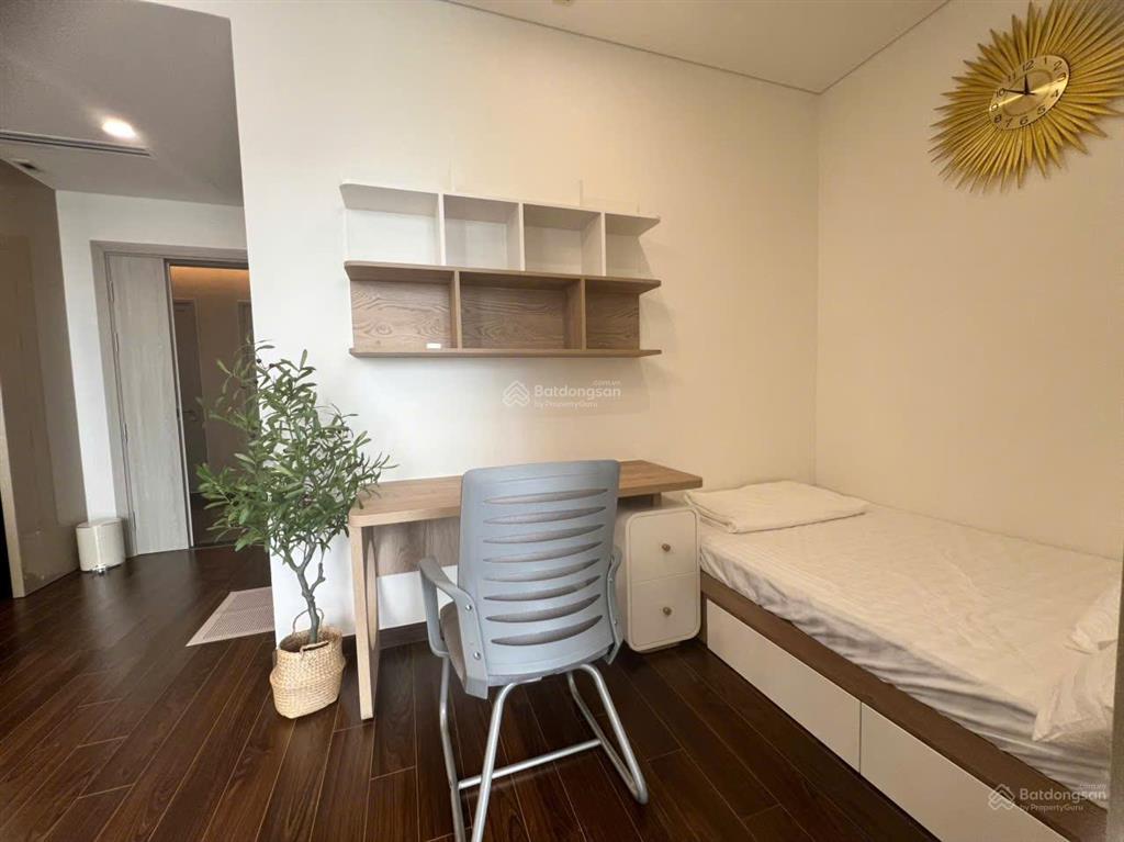 Chính chủ gửi bán 1pn + 1, phân khu cao cấp mas a, giá 4,35 tỷ, dt 46,9m2 view công viên hồ