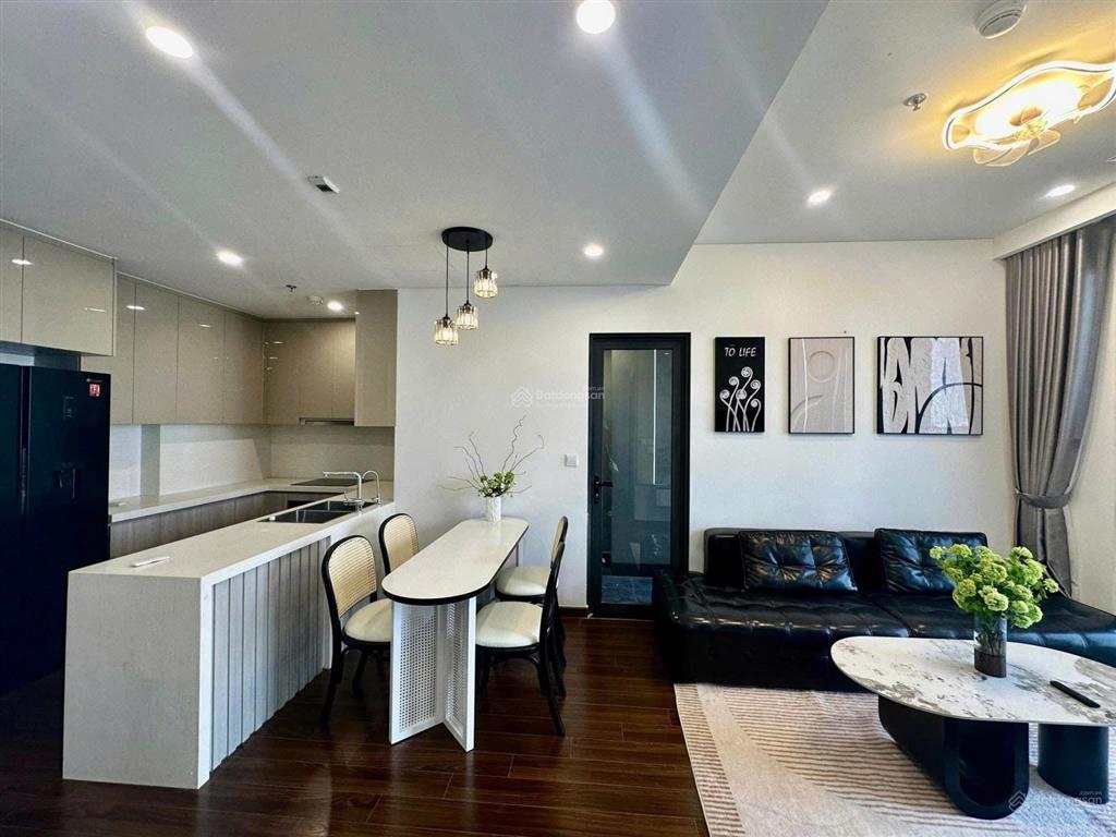 Căn 3pn 2vs, 74m2, masteri tòa a, giá 6.8 tỷ, dull đồ đẹp, tầng trung view hồ!!!