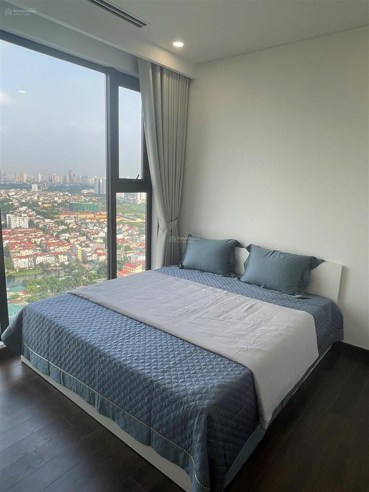 Chính chủ bán gấp căn 2n + 2vs khu cao cấp masteri. giá 6,45 tỷ, tầng trung view công viên hồ