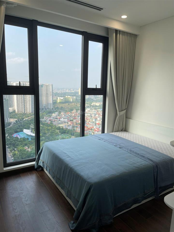 Chính chủ bán gấp căn 2n + 2vs khu cao cấp masteri. giá 6,45 tỷ, tầng trung view công viên hồ