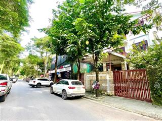 Bán siêu biệt thự ,trung tâm bán đảo linh đàm, 105 tỷ, 270m2 . duy nhất 1 căn cho giới siêu vip.