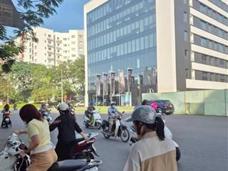 Cần cho thuê cặp mặt tiền bờ bao tân thắng, 8mx25m, nhà 3 lầu, 120tr/tháng