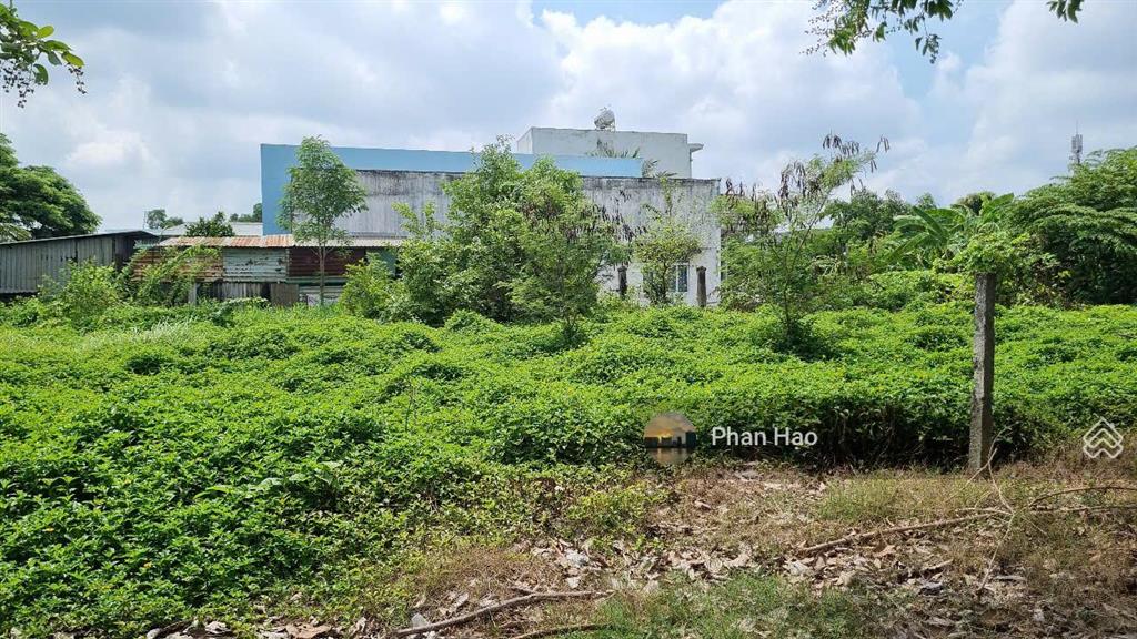 Đất vĩnh long mới ( bến tre cũ ), phường sơn đông, đường lộ cơ khí, 135m2/ 520 triệu,