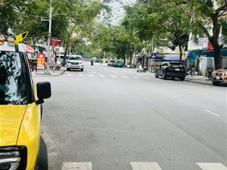 Chính chủ cần bán lk an hưng  vị trí mặt đường lớn, đường rộng 24m. dt 82,5m2