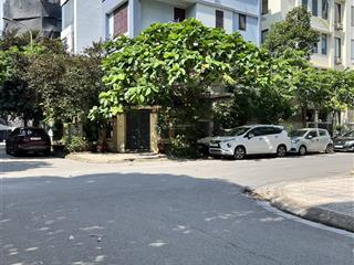 Tôi chính chủ cần bán nhà vườn trung văn hancic dt 147m2 mặt đường trung văn tiện ở và kinh doanh