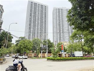 Đất hiếm vĩnh thanh  ô tô 7 chỗ vào  view intracom  ngay chân cầu nhật tân