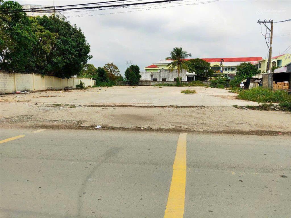 Chính chủ cần bán nền thổ cư ngay trường cấp 2 qui đức, giá tốt, vị trí đẹp