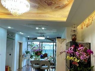 Bán chung cư b6 giảng võ 85m 2 ngủ vị trí trung tâm đáng sống nhất