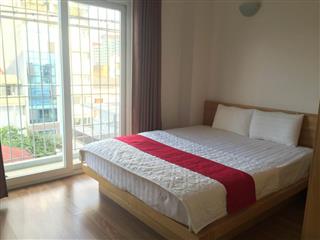 Bán căn hộ chung cư trần quý kiên 60m 2 ngủ full nội thất, lô góc, chỉ hơn 4 tỷ