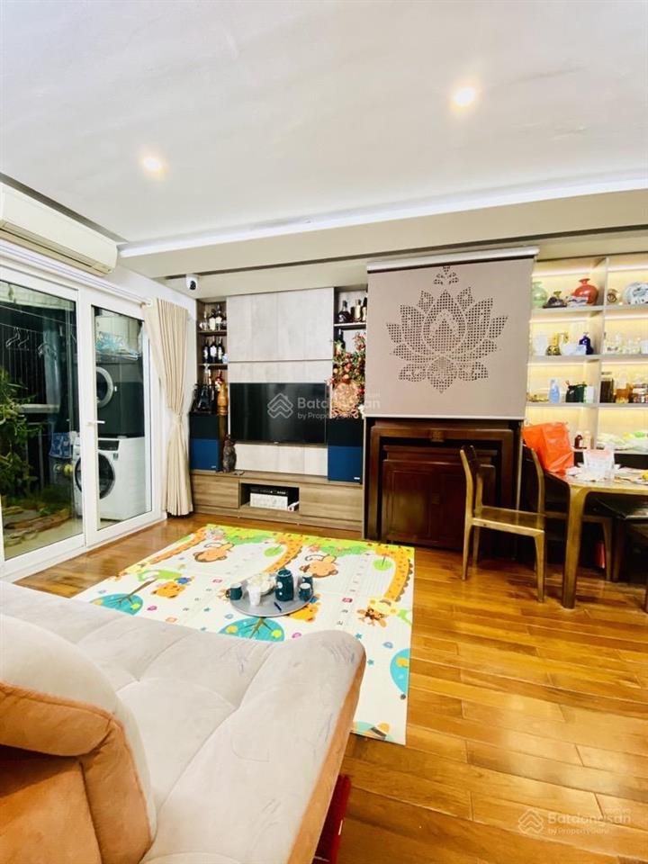 Căn hộ cc newtatco vĩnh phúc ba đình 66m,2 ngủ, full nội thất ,tầng đẹp hướng mát