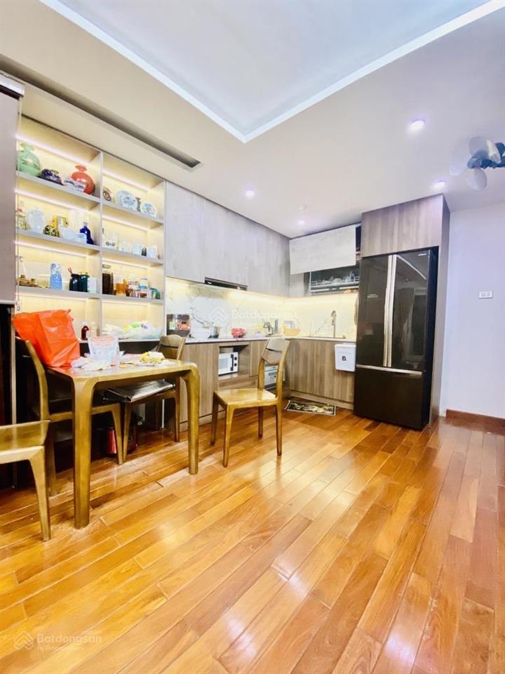 Căn hộ cc newtatco vĩnh phúc ba đình 66m,2 ngủ, full nội thất ,tầng đẹp hướng mát