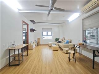 Căn hộ chung cư thành phố giao lưu 76m2, 2 ngủ 2vs lô góc, 1 bước ra công viên hồ điều hoà 6.x tỷ