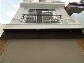 Bán nhà phố đình thôn 5 tầng dân xây, lô góc gần phố vài m ô tô tránh