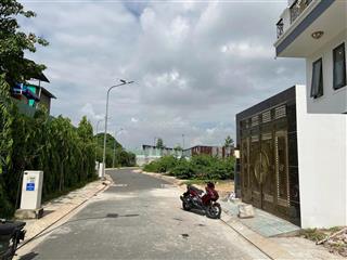 Lô đất 68m2 sát mt phạm văn đồng, thuận tiện lên các quận trung tâm