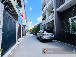 Nhà cực đẹp 4 tầng tiếp giáp phạm văn đồng + kha vạn cân, linh trung, giá chỉ 7tỷ