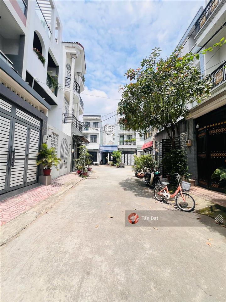 Hàng hiếm đất 58m2 hẻm 5m hướng đông nam, p. linh trung, khu dân trí cao, gần ngã tư thủ đức