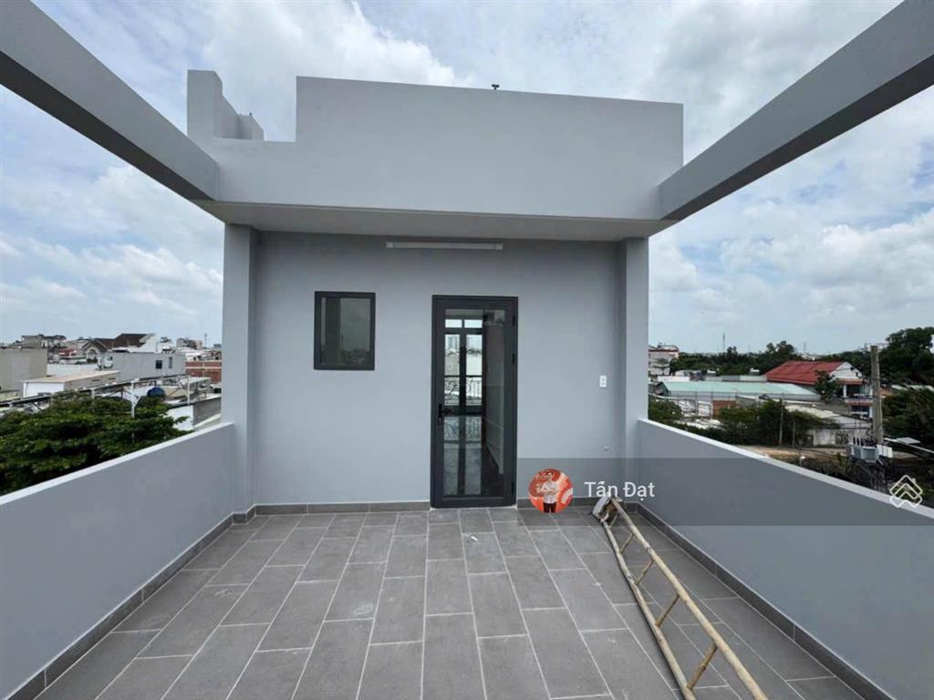 Nhà mới 100% 4 tầng đường số 40 hbc đường nhựa 7m sổ hồng riêng hoàn công đầy đủ