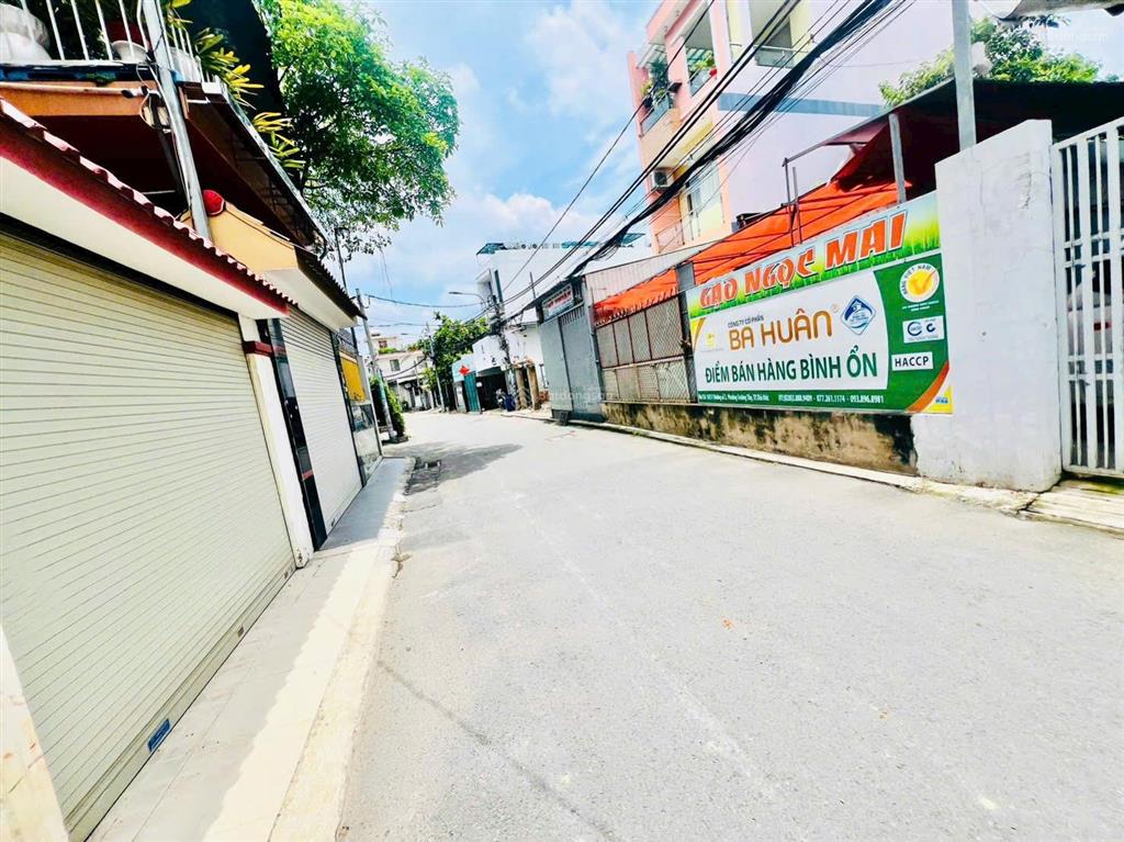 Đất đẹp 82triệu/m2, đất 2 oto tránh nhau  trường thọ  thủ đức  cách ga metro 800m