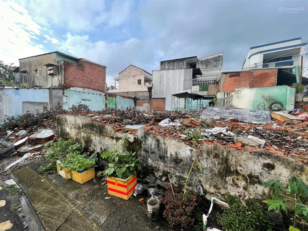 Giá tốt đất 2 mặt tiền sát đường 17 linh trung, hxh 6m, thích hợp chdv 7 tầng, cách ga metro 200m