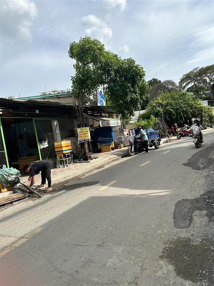 Bán nhà 5 tầng 11 phòng mặt tiền đường số 4 thích hợp làm căn hộ dịch vụ hoặc văn phòng cty,16.5 tỷ